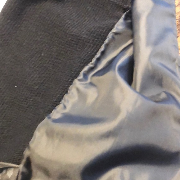 Faux fur and sweater vest, H & M, Size Small. - Picture 6 of 7